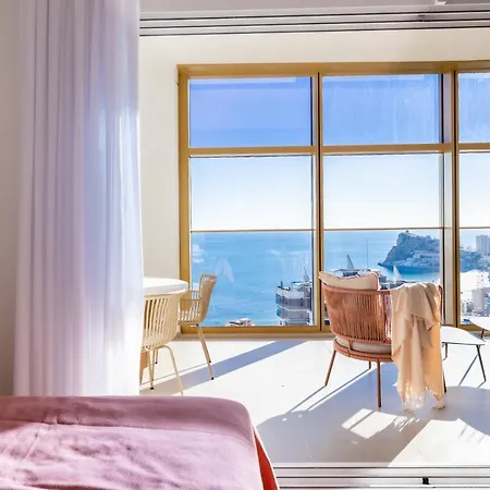 Intempo Luxury Ocean Views Resort *