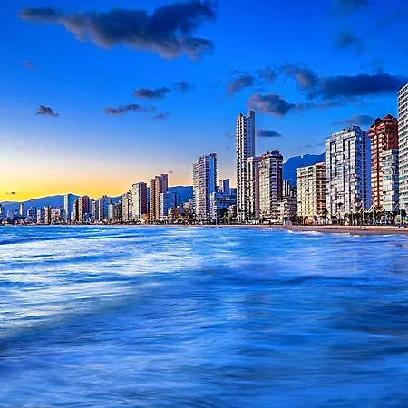 - Two Bedrooms Area Levante Apartment Benidorm