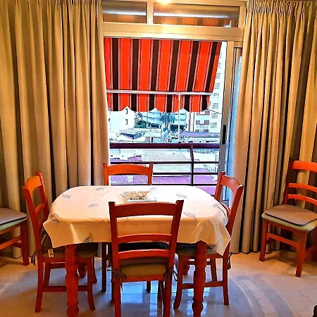 One Bedroom Sleep 4 -apart In Benidorm, Near Everything Apartment
