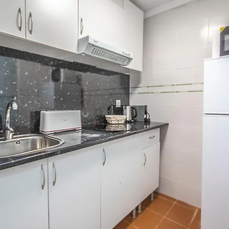 Piso Con Vista En Torre Domo 16 Playa Levante Apartamento