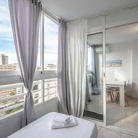 Apartamento Piso Con Vista En Torre Domo 16 Playa Levante