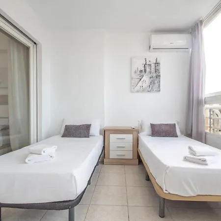 Apartamento Piso Con Vista En Torre Domo 16 Playa Levante