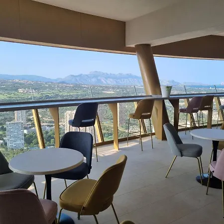Intempo Residential Sky & - Benidorm, Espana Apartment