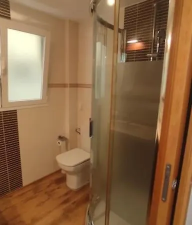 1ª Linea De Levante. Iberia Apartment *