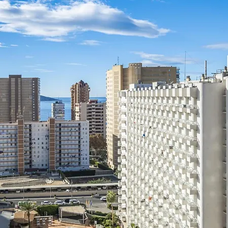 Acuarium 3-13-a Levante * Benidorm
