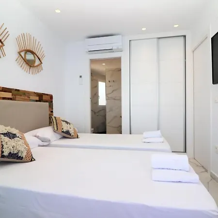 Luxurious 2-bedroom With Stunning Views, 1st Line On Levante Beach, * Benidorm