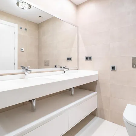 Sunset Drive 4-8 Poniente Beach * Benidorm