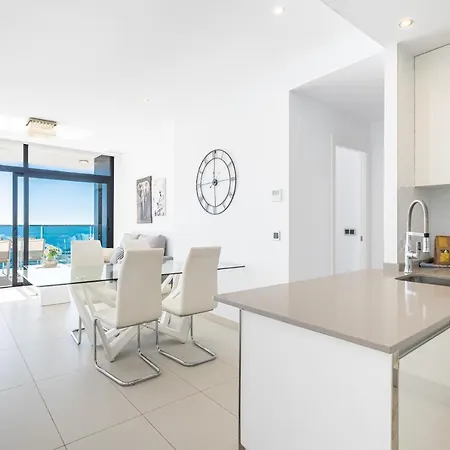 Sunset Drive 4-8 Poniente Beach Apartment