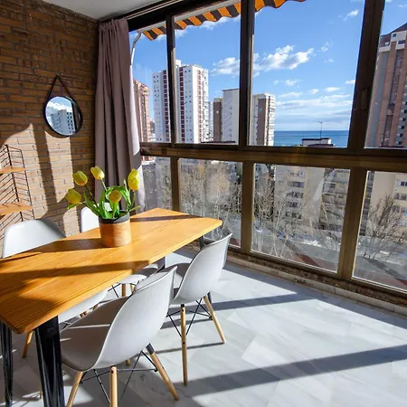 Arena 8 Levante Apartment