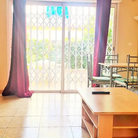 Cozy Tourist Bungalow * Benidorm
