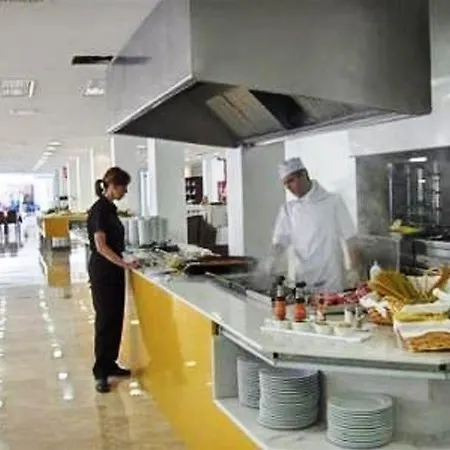 王朝酒店 貝尼多姆