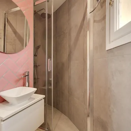 Villa Julieta Y Romeo By Bookirentals