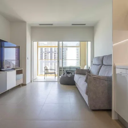 Apartamento Intempo Vistas Mar Piscina * Benidorm