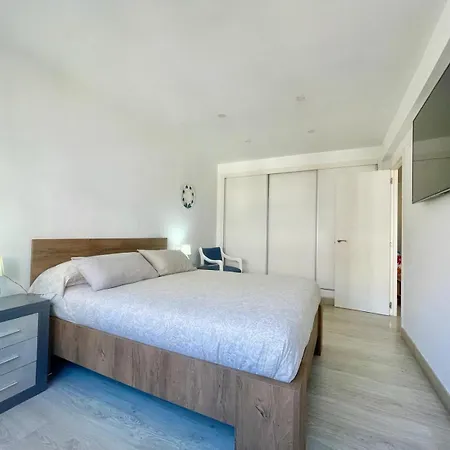 Beautiful Center Apartment *