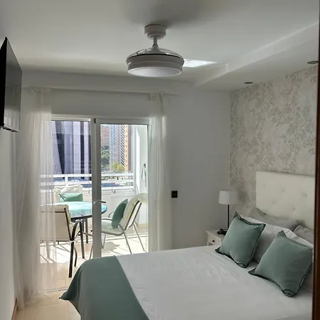 Atico Con Enorme Terraza Y Chill Out Particular Apartment *