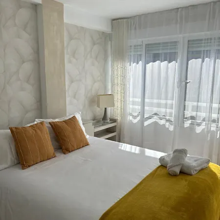 Atico Con Enorme Terraza Y Chill Out Particular * Benidorm
