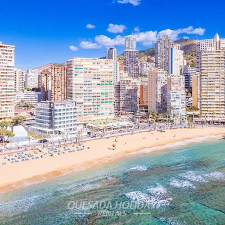 100mts To Beach, Luxury Encanto Apartment