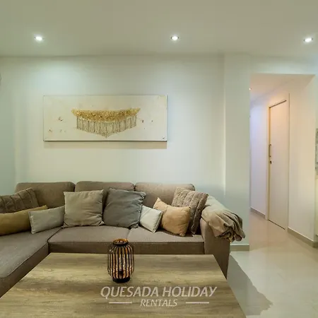 100mts To Beach, Luxury Encanto Apartment