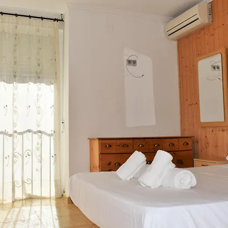 Cozy Tourist Bungalow