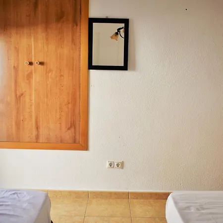 Cozy Tourist Bungalow Apartment Benidorm