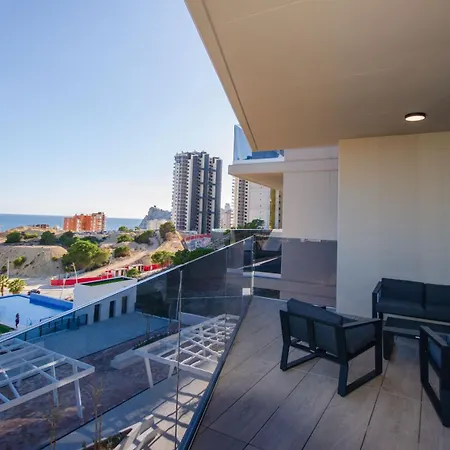 Apartment Sakura Luxury Poniente
