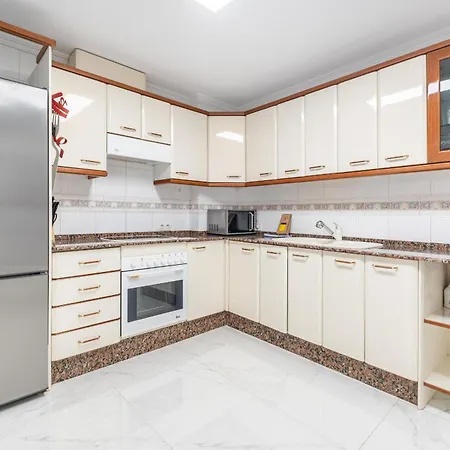 Apartment Emalco 1-9 Levante Beach-old Town *