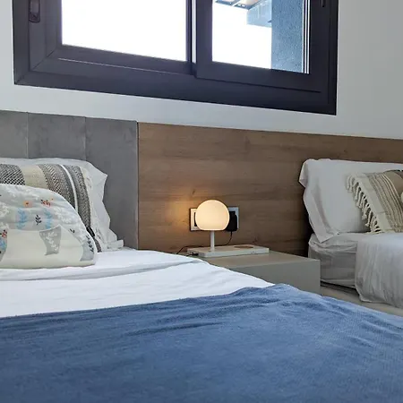 Sunset Waves Luxury Apartment *