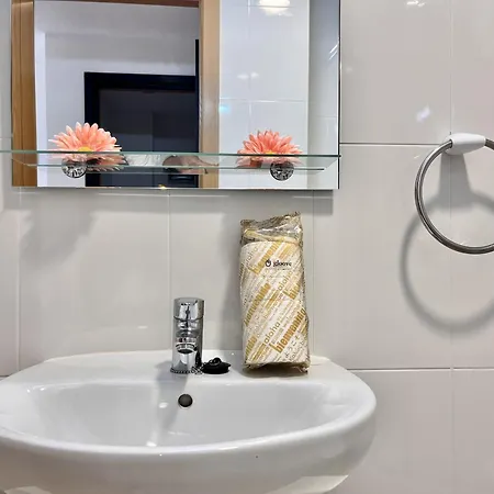 Rouna Vi By Gloove Apartment Benidorm