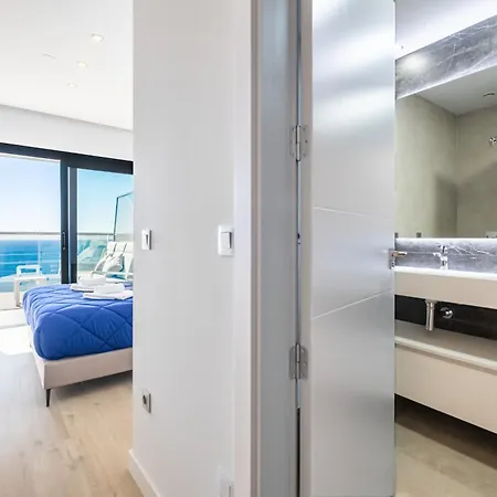 Sunset Cliffs Deluxe 8138 Poniente Apartment
