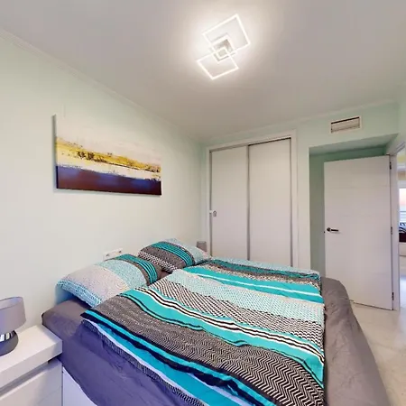 Apartment Beachside Bliss *