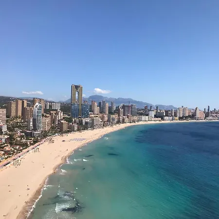 Frente Al Mar