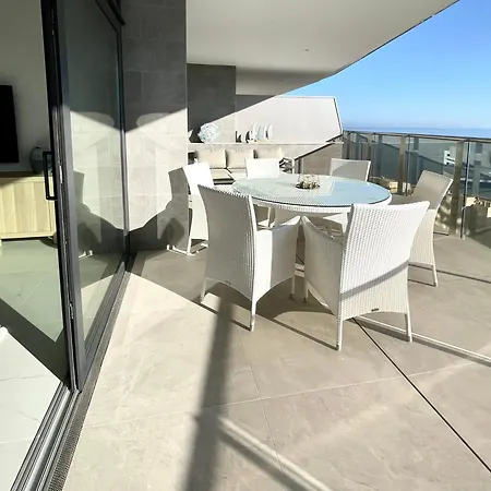 Luxury Sunset Cliffs Apartment