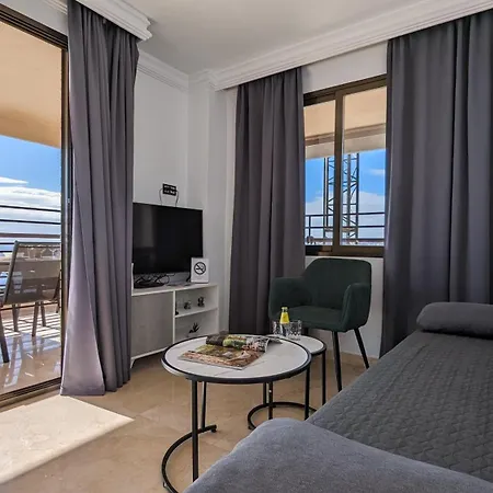 Arenas Sea Front Apartment
