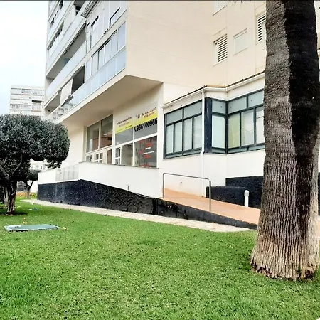 Vacanza Luxury Complex- Parking , Pool Only In The Summer , Rincon De Loix * Benidorm