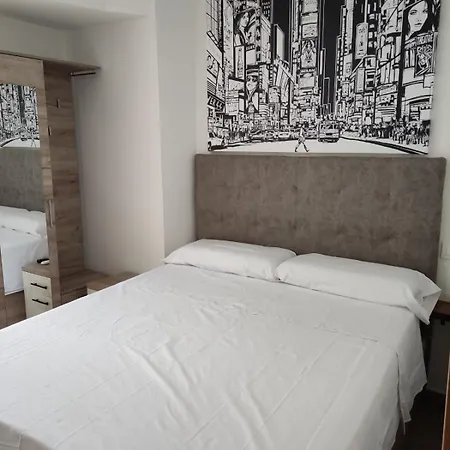 Solymar Poniente: Renovated Near And Center *