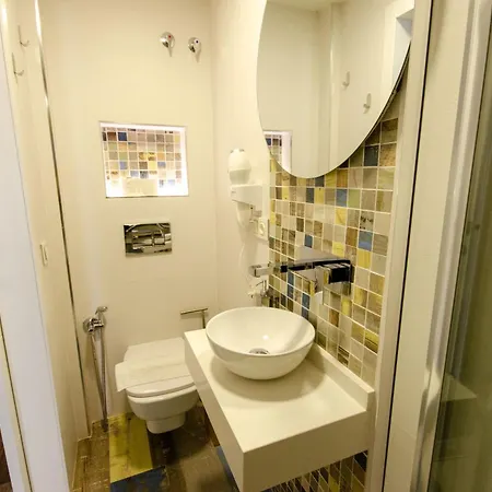 Aurea 5-b Centro Levante Apartment