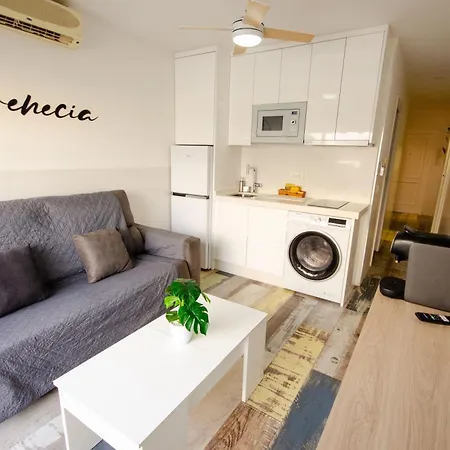 Aurea 5-b Centro Levante Apartment *