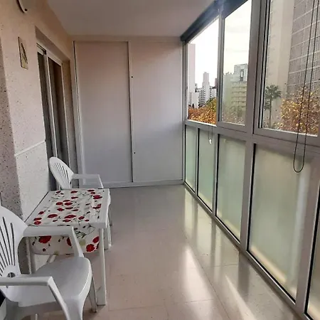 Vacanza Luxury Complex- Parking , Pool Only In The Summer , Rincon De Loix Benidorm
