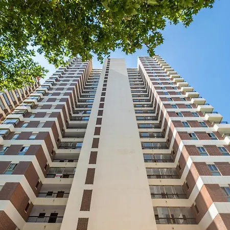 Acuarium 3-19-e Levante Apartment