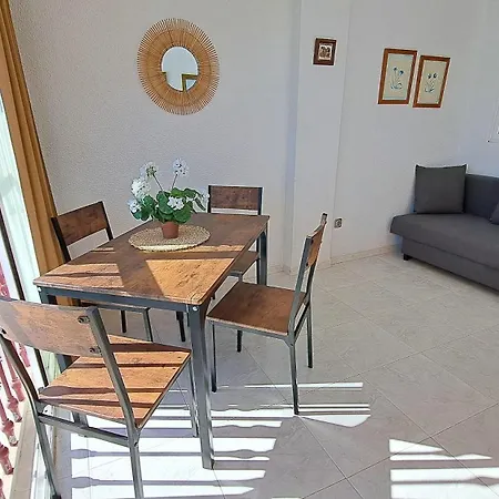 Damas - 23 B, Primera Linea, Playa Levante Apartment *