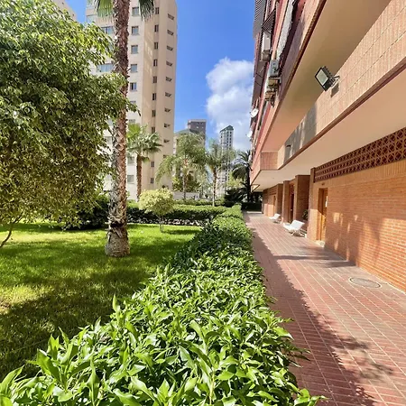 Principado Wifi, Airco, And Garden Apartment Benidorm