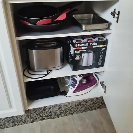 Estudio Con Cocina-comedor Independiente Apartment