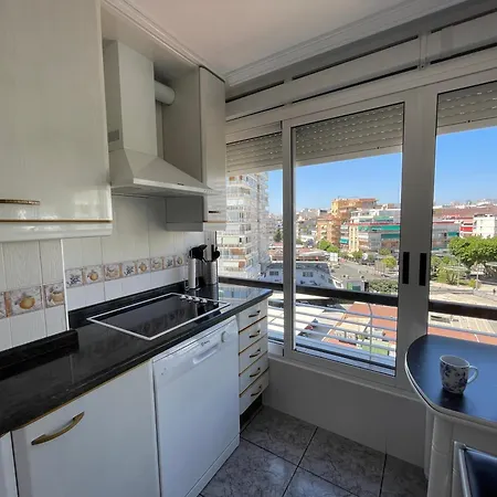 A Un Minuto De La Playa De Levante Apartment
