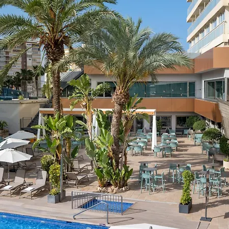 Climia Plaza Hotel 4*