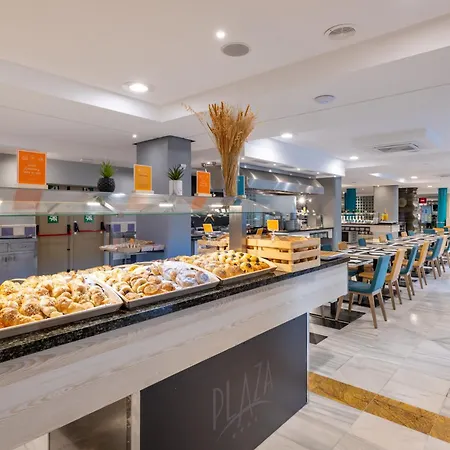 Climia Plaza Hotel 4*