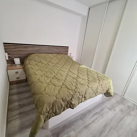 Nereida If B Apartment *