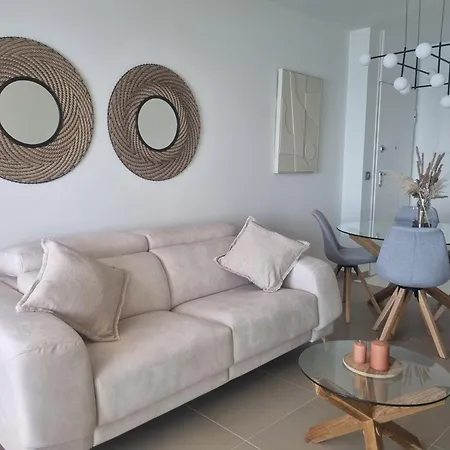 Floor 32! Intempo Luxury Apartment