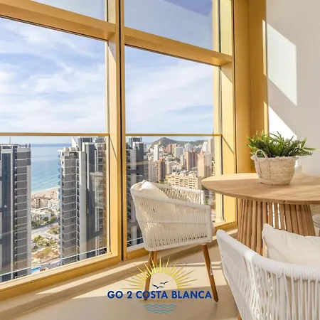 Apartment Intempo Luxury Sky & Spa By Kitti *