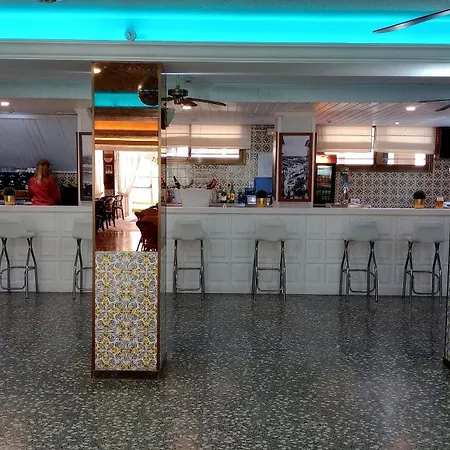 Hotel Vegas 2*