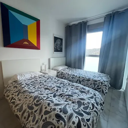 Torre Lugano By Renthas Apartment *